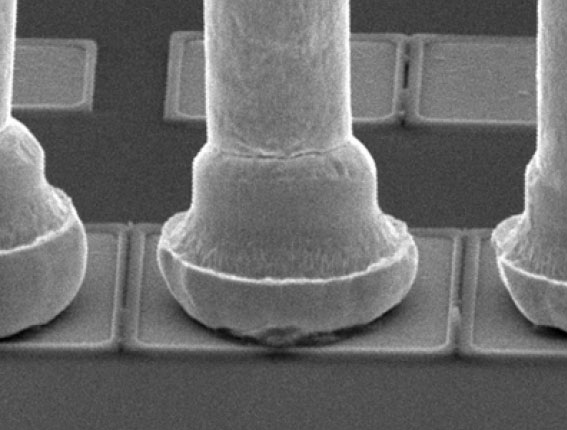 Enlarged view (wireφ 12.5µm)
